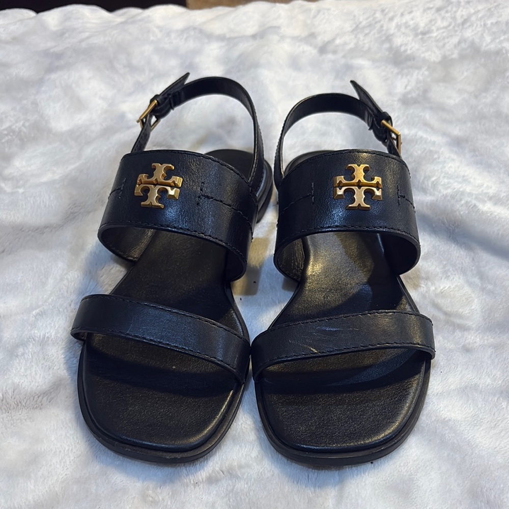 Authentic Tory Burch sandals size 7M.